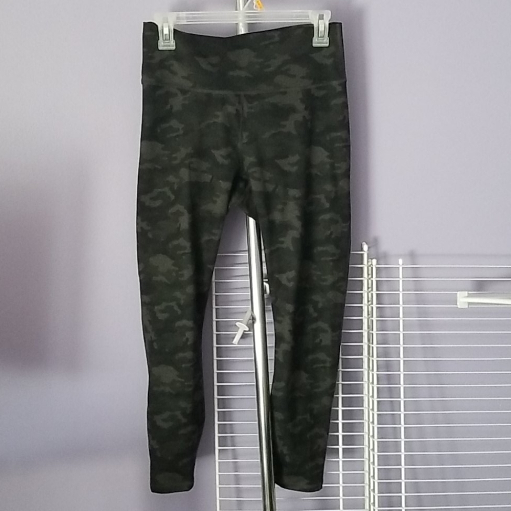Fabletics Powerhold Leggings